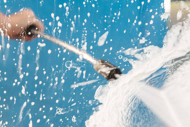 Best Gutter Cleaning  in Britt, IA